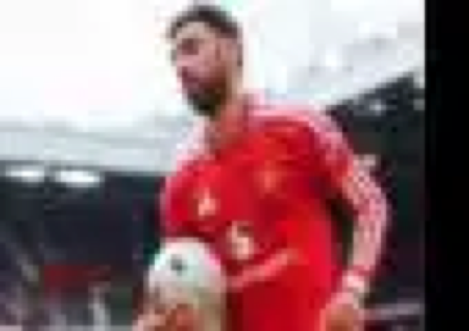 Source-supplied image for: Man United suffer late blow as Everton snatch 2-2 draw in Premier League